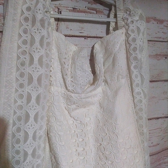 House of CB Marquis Lace Broderie Anglaise Mini Dress White - Picture 4 of 8